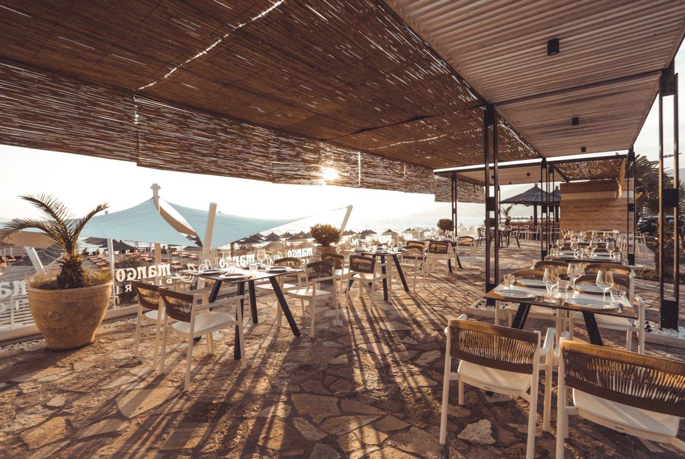 Mango Beach Club