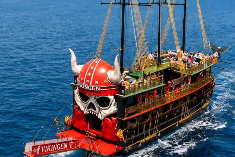Vikingen Boat